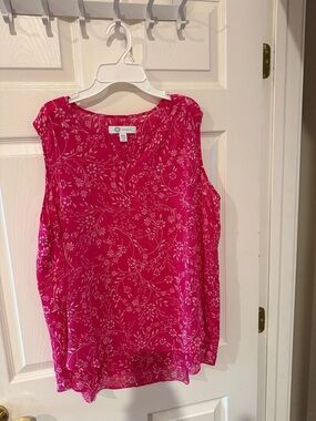 Croft & Barrow Pink Floral Sleeveless V-Neck Camisole